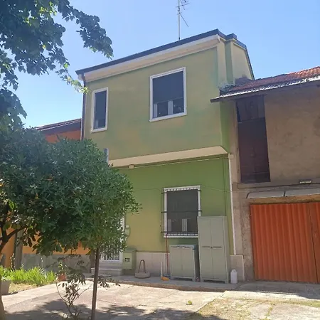 La Stanza Nella Corte Guest house